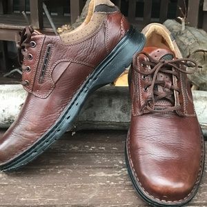 Men's Clarks "Unstructured" Oxfords Sz 9.5M